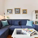 דירה Spacious Chic זאדאר