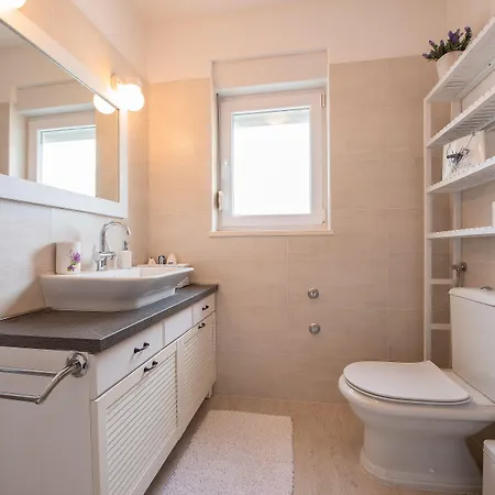 Spacious Chic Задар