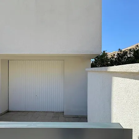 דירה Spacious Chic