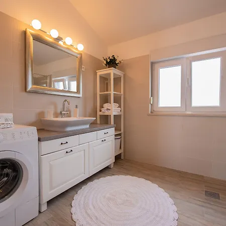 Apartman Spacious Chic