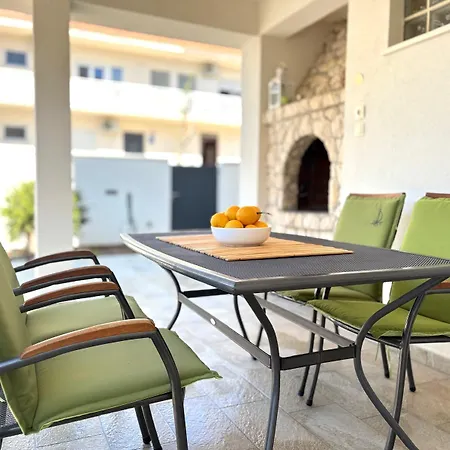 Spacious Chic
